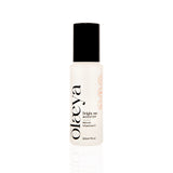 Sérum vitamine C Booster Bright Me Olaeya sur fond blanc